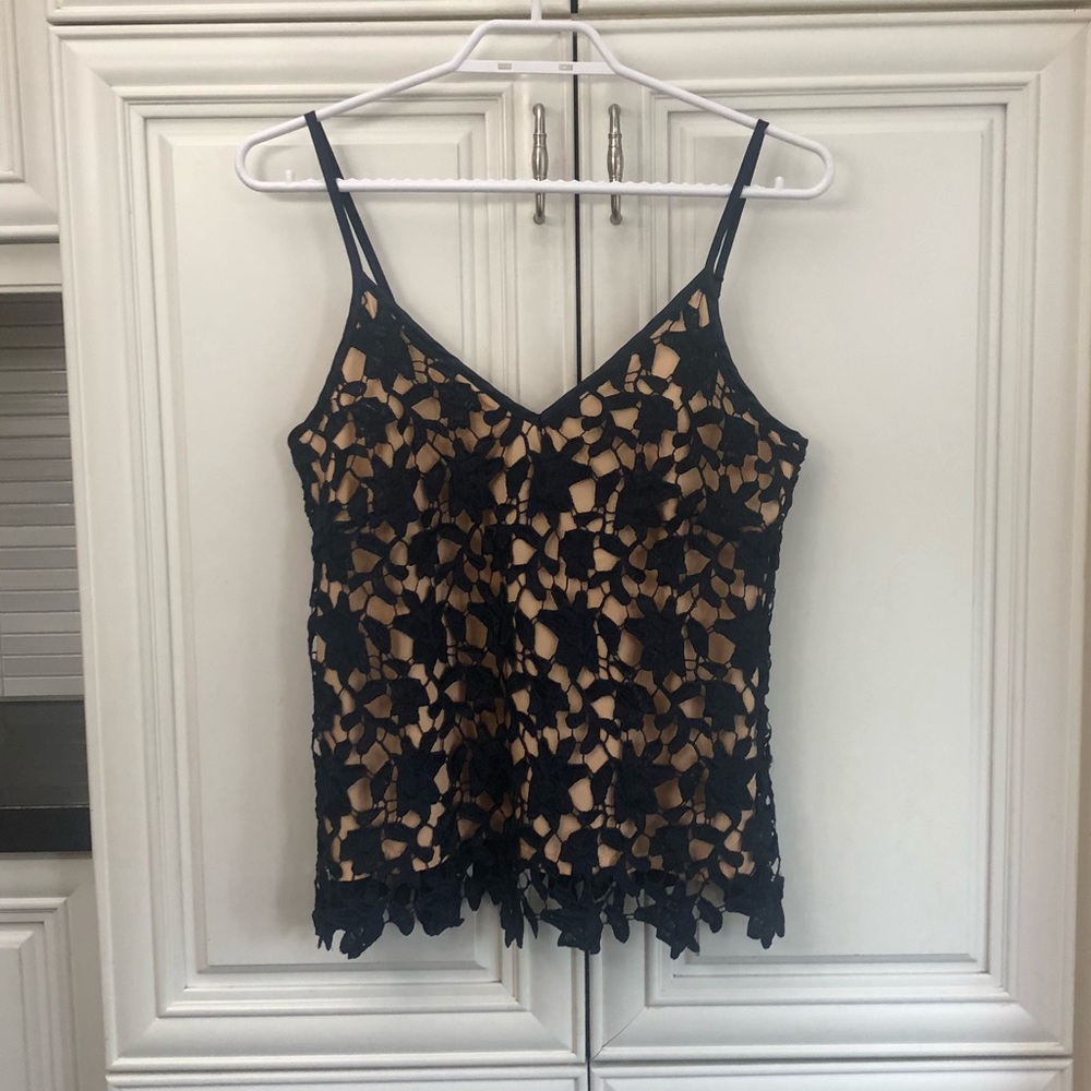 Vero Moda women’s lined lace top